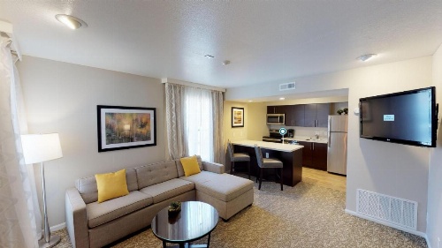 Chase Suites Hotel In Newark image 17