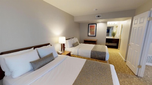 Chase Suites Hotel In Newark image 22